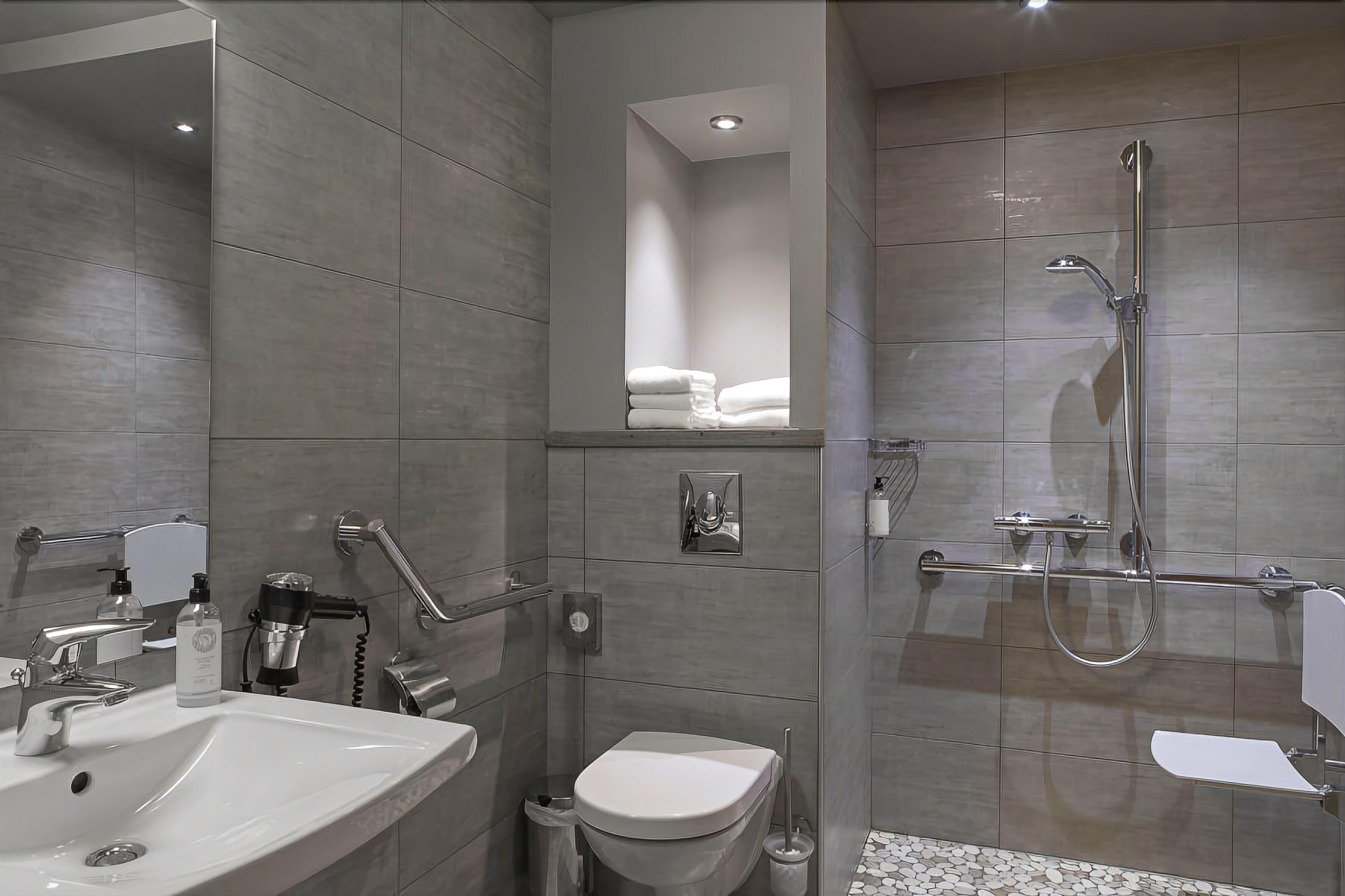 Superior Double or Twin Room,1706358859:JPEG